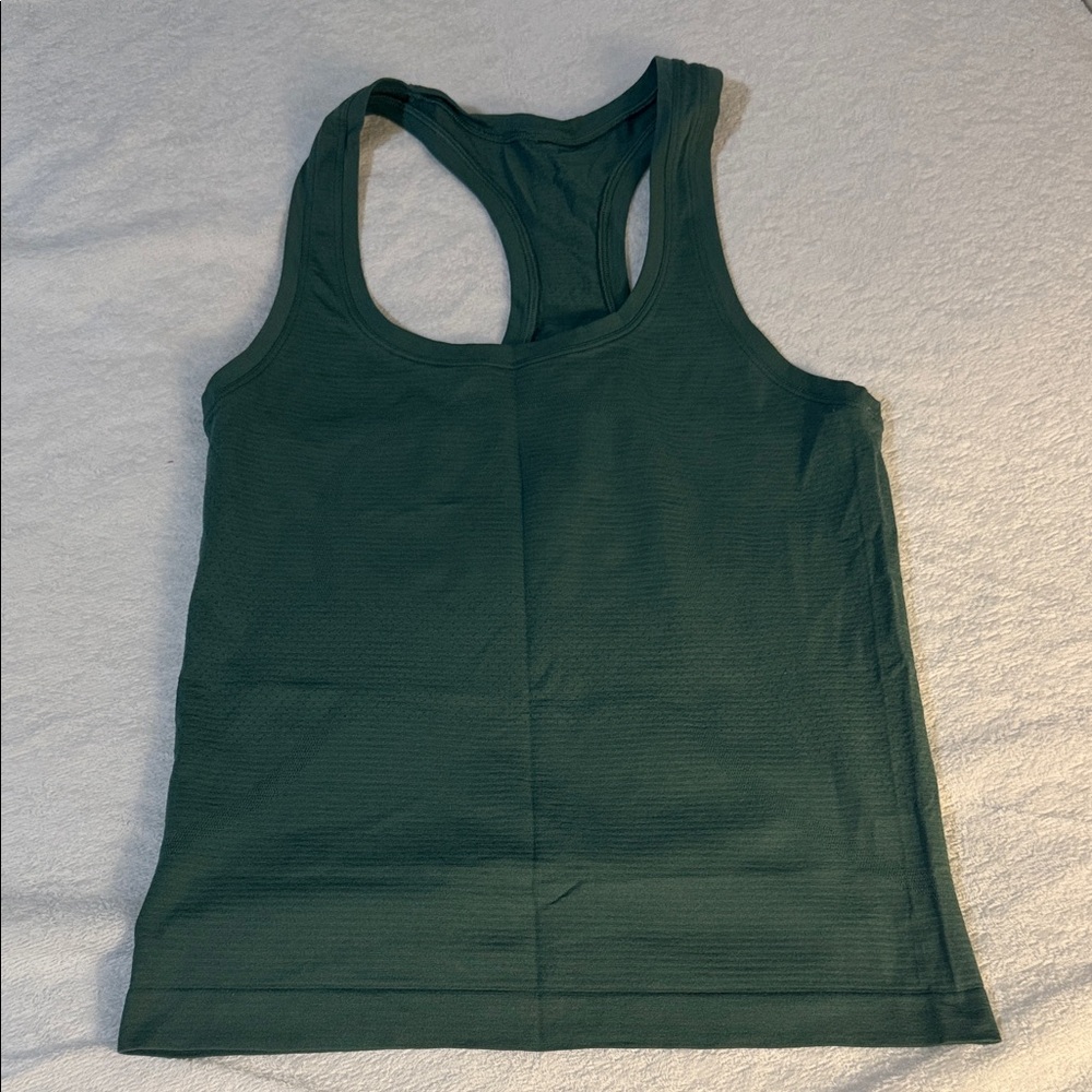 Lululemon top